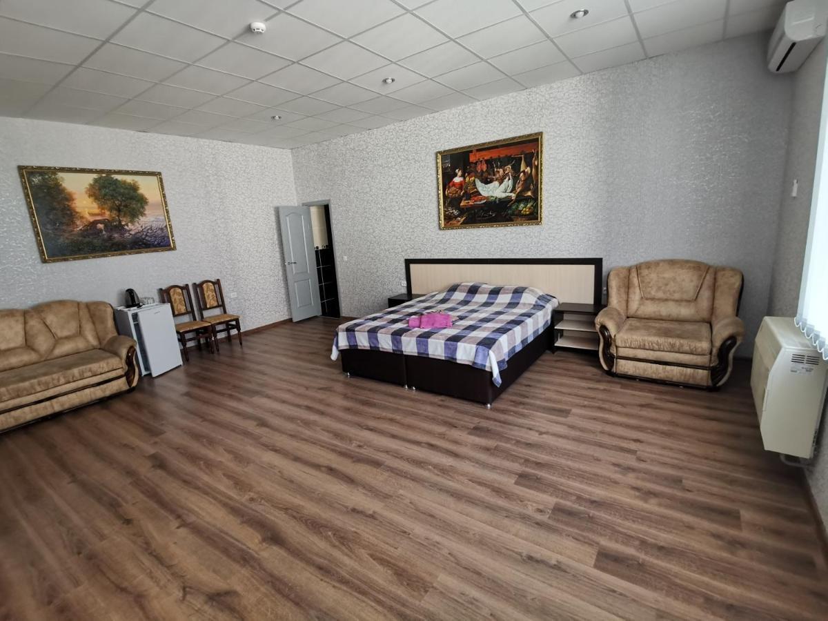 Premium Hotel Izmail Buitenkant foto