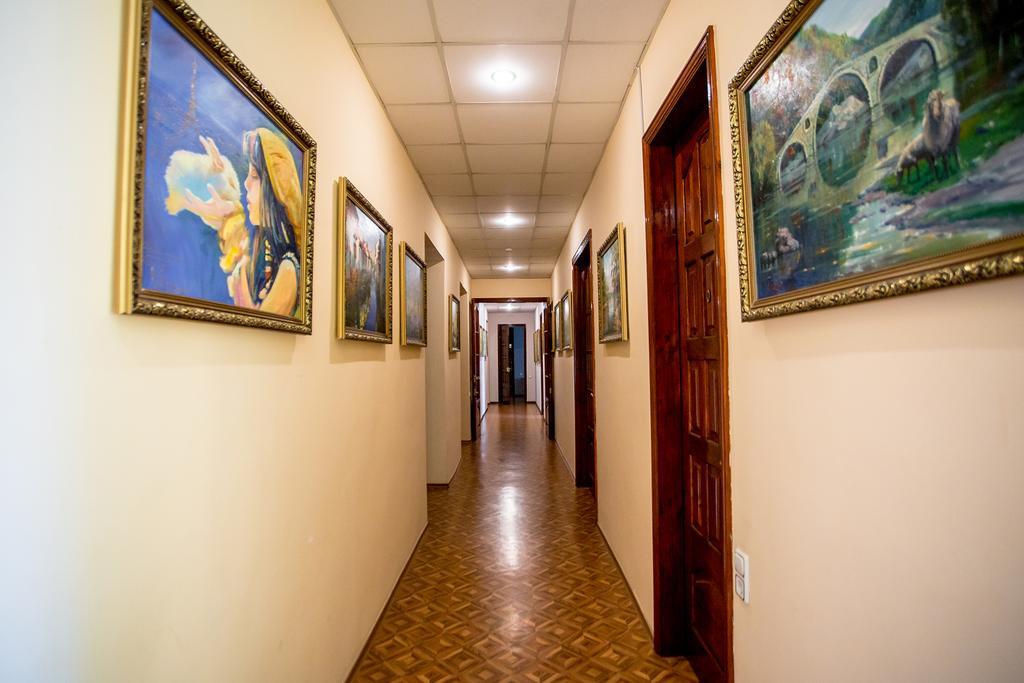 Premium Hotel Izmail Buitenkant foto
