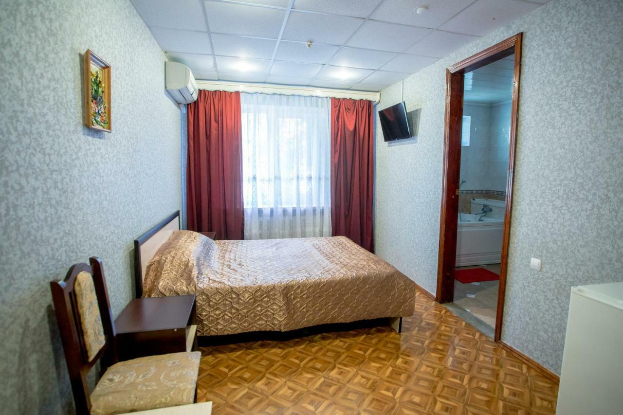 Premium Hotel Izmail Buitenkant foto