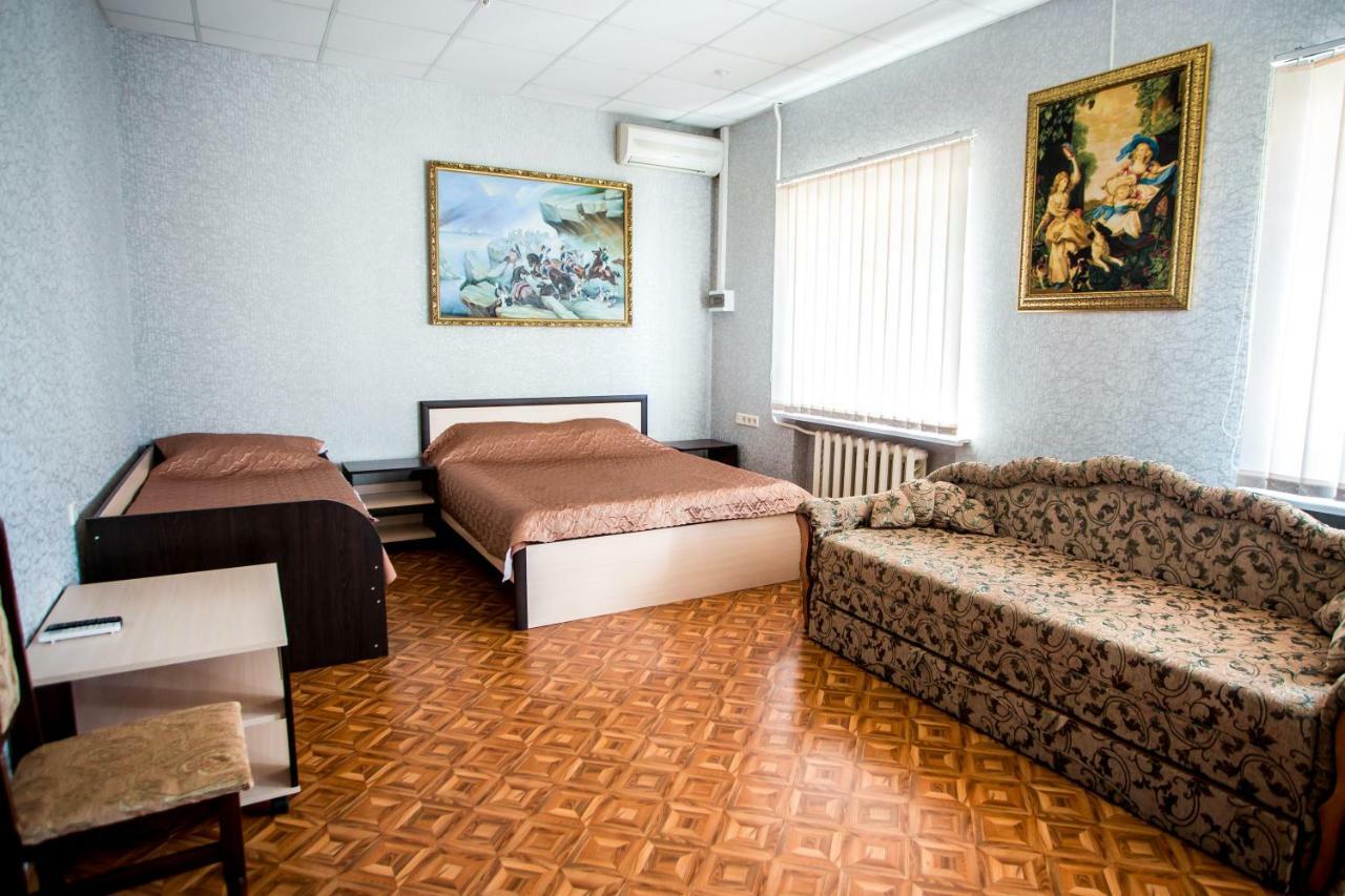Premium Hotel Izmail Buitenkant foto